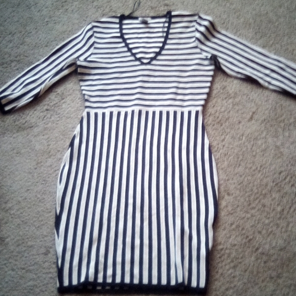 H&M Dresses & Skirts - H & M Women Strips V Neck Formal Office Church Work party Boho Dance Dress